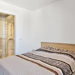 Apartamento Waves 4*