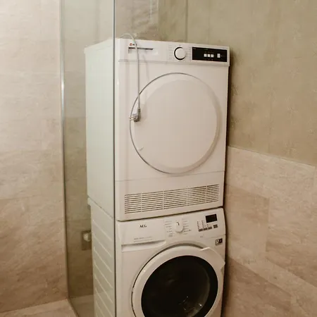 Waves Apartament 4*