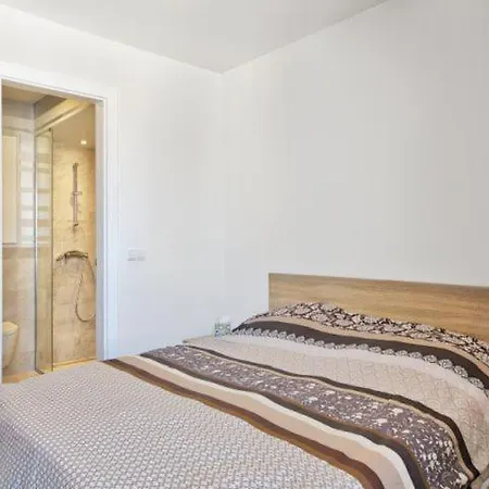 Apartament Waves 4*